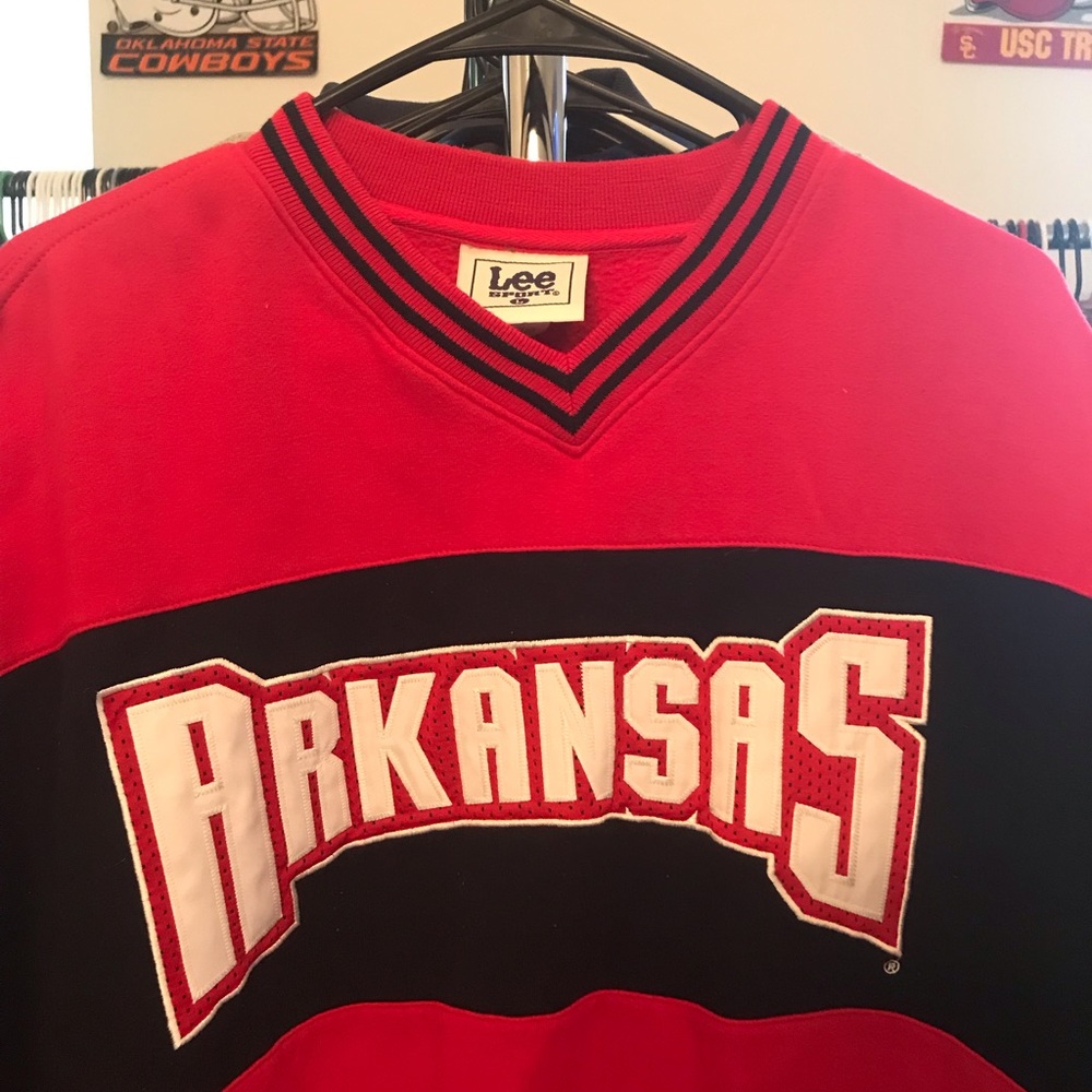 VTG CHAMPION “UOFA,” SWEATER